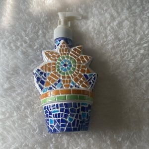 NWT Ceramic soap dispenser